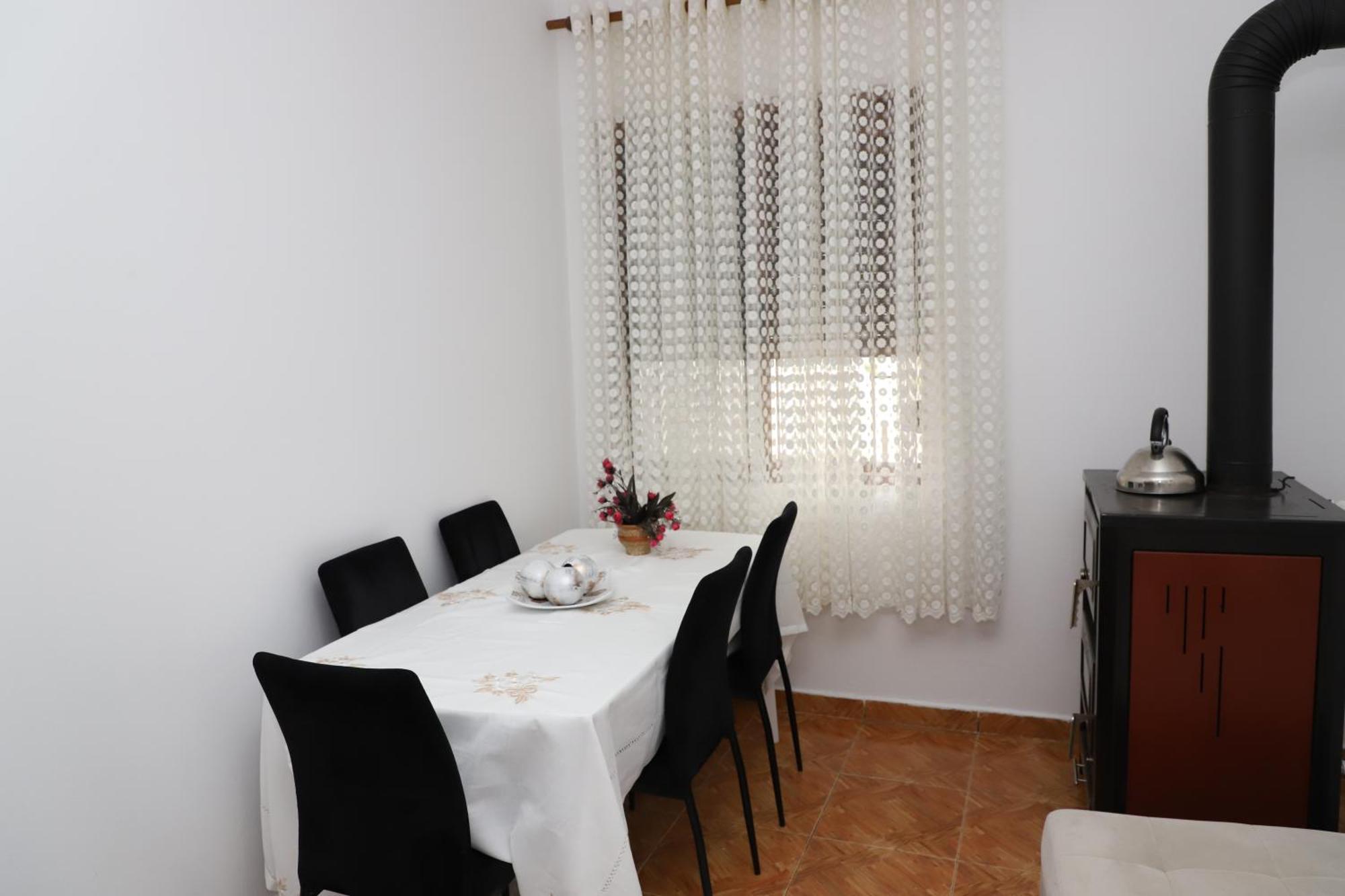 Apartment Xheison Berat Dış mekan fotoğraf